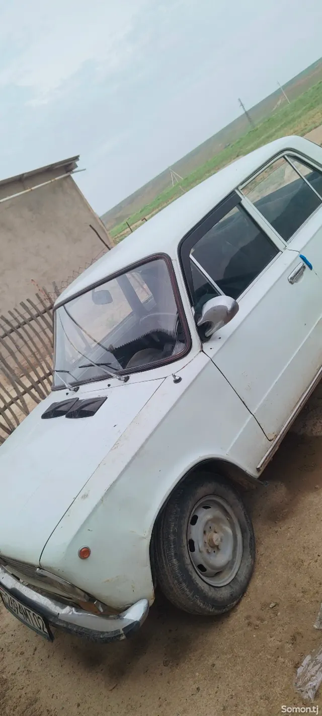 Lada (ВАЗ) 2101 1981 · 1.6 MT