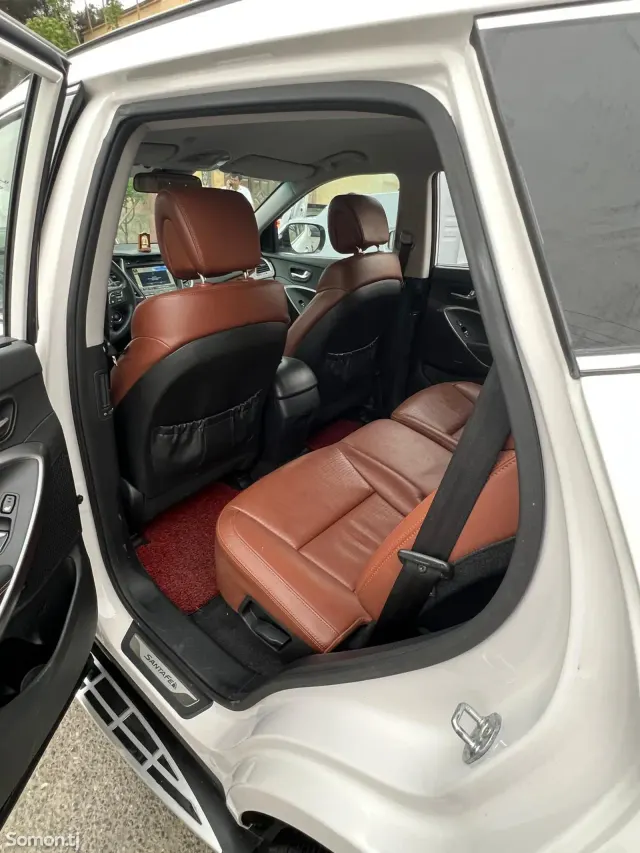 Hyundai Santa Fe 2014 · 2.0 AT
