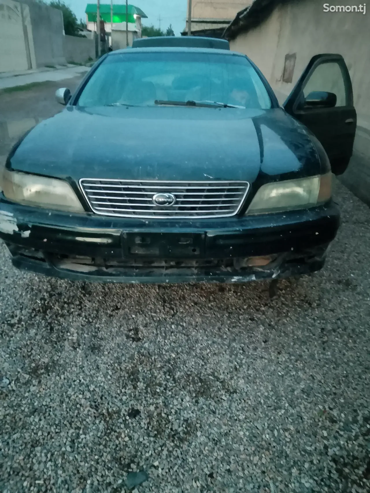 Nissan Maxima 1997 · 2.0 AT