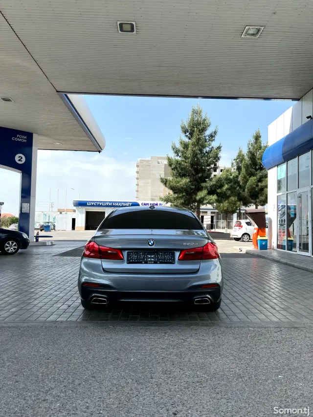 BMW 5 series 2017 · 2.0 AT
