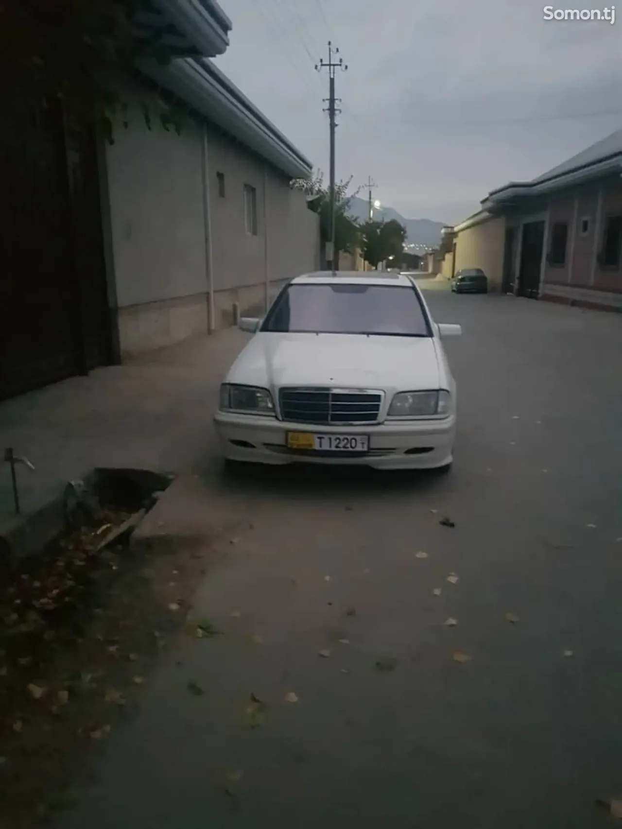 Mercedes-Benz C class 1998 · 2.6 AT