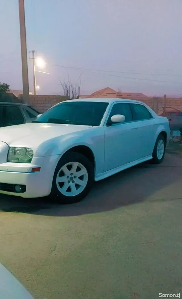 Chrysler 300C 2008 · 2.7 AT