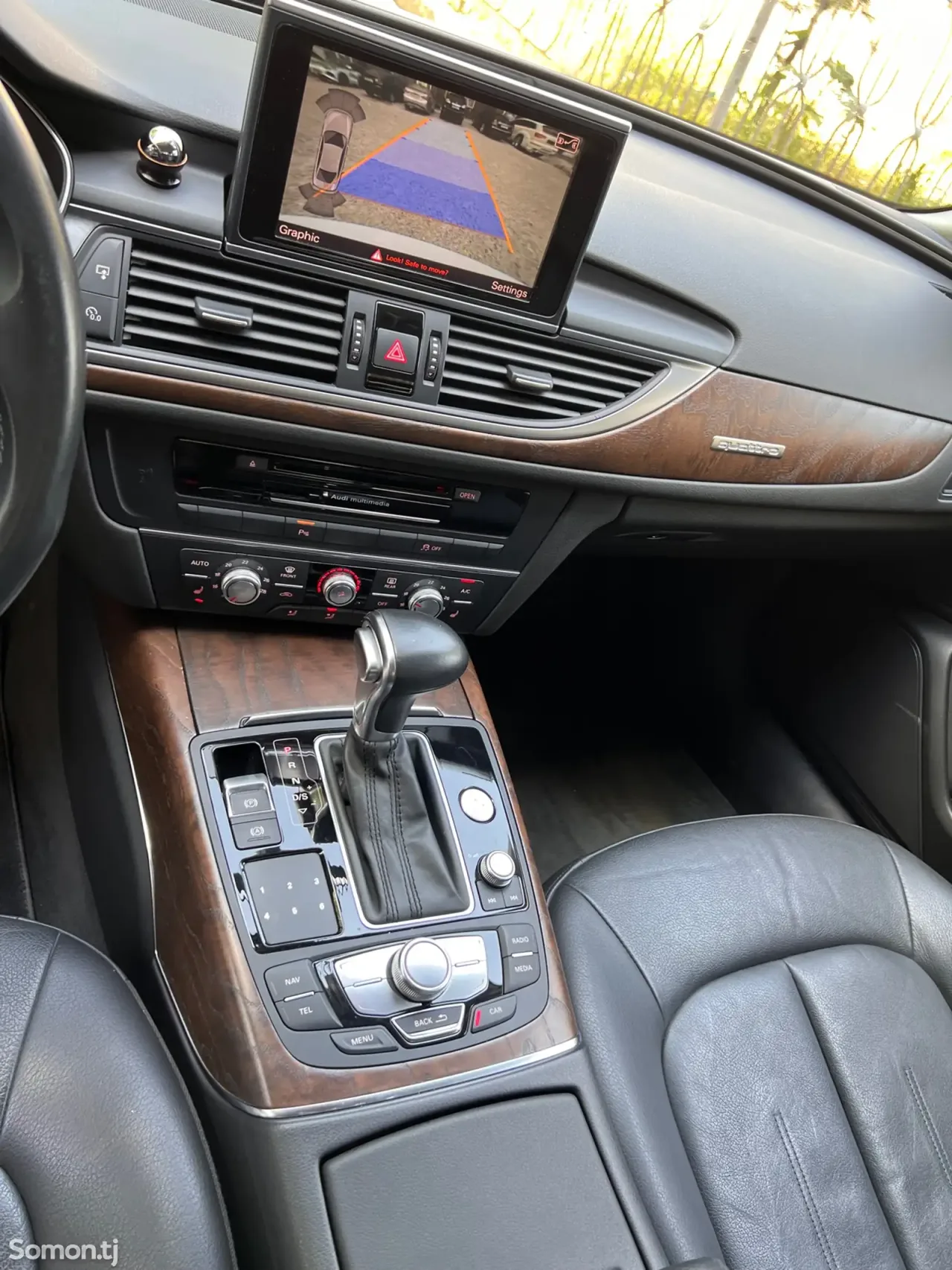 Audi A6 2015 · 2.0 AT
