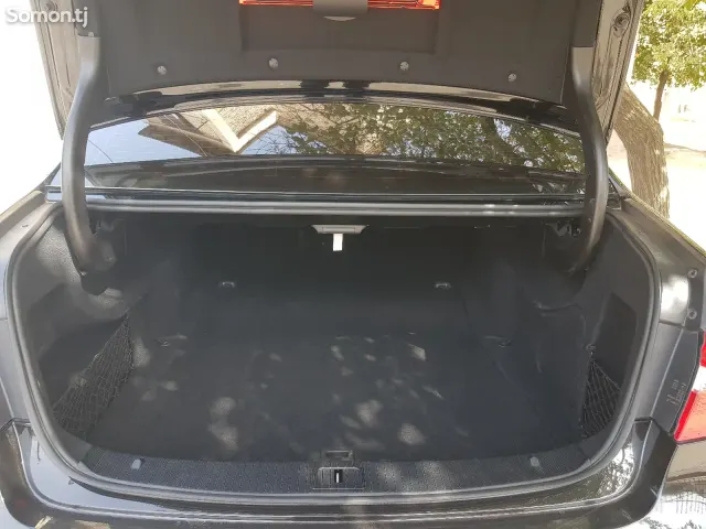 Mercedes-Benz E class 2010 · 3.0 AT