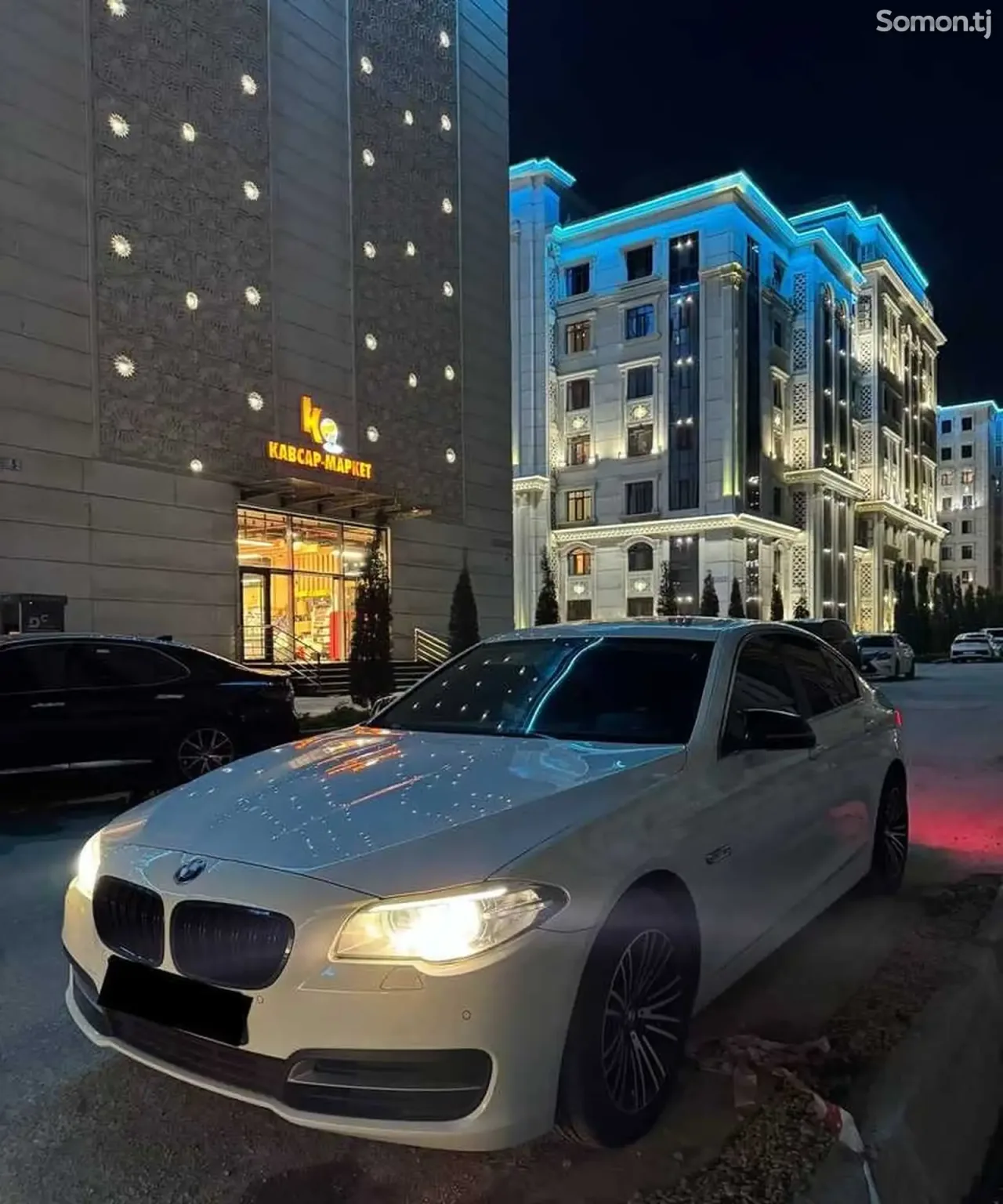 BMW 5 series 2015 · 2.0 AT