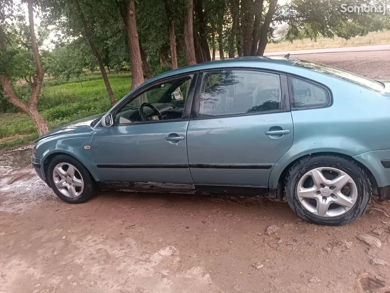 Volkswagen Passat 1997 · 1.8 MT