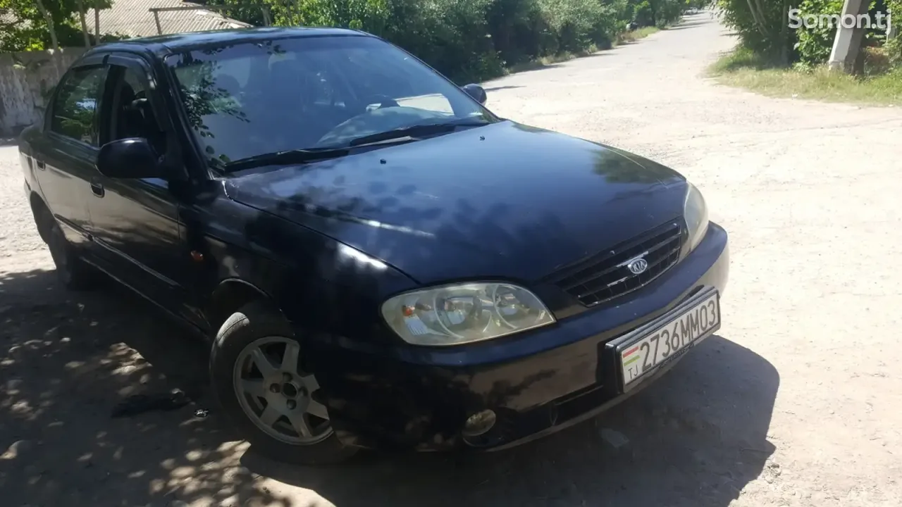 Kia Spectra 2007 · 1.6 MT