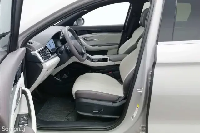 BYD Song Plus 2025 · AT