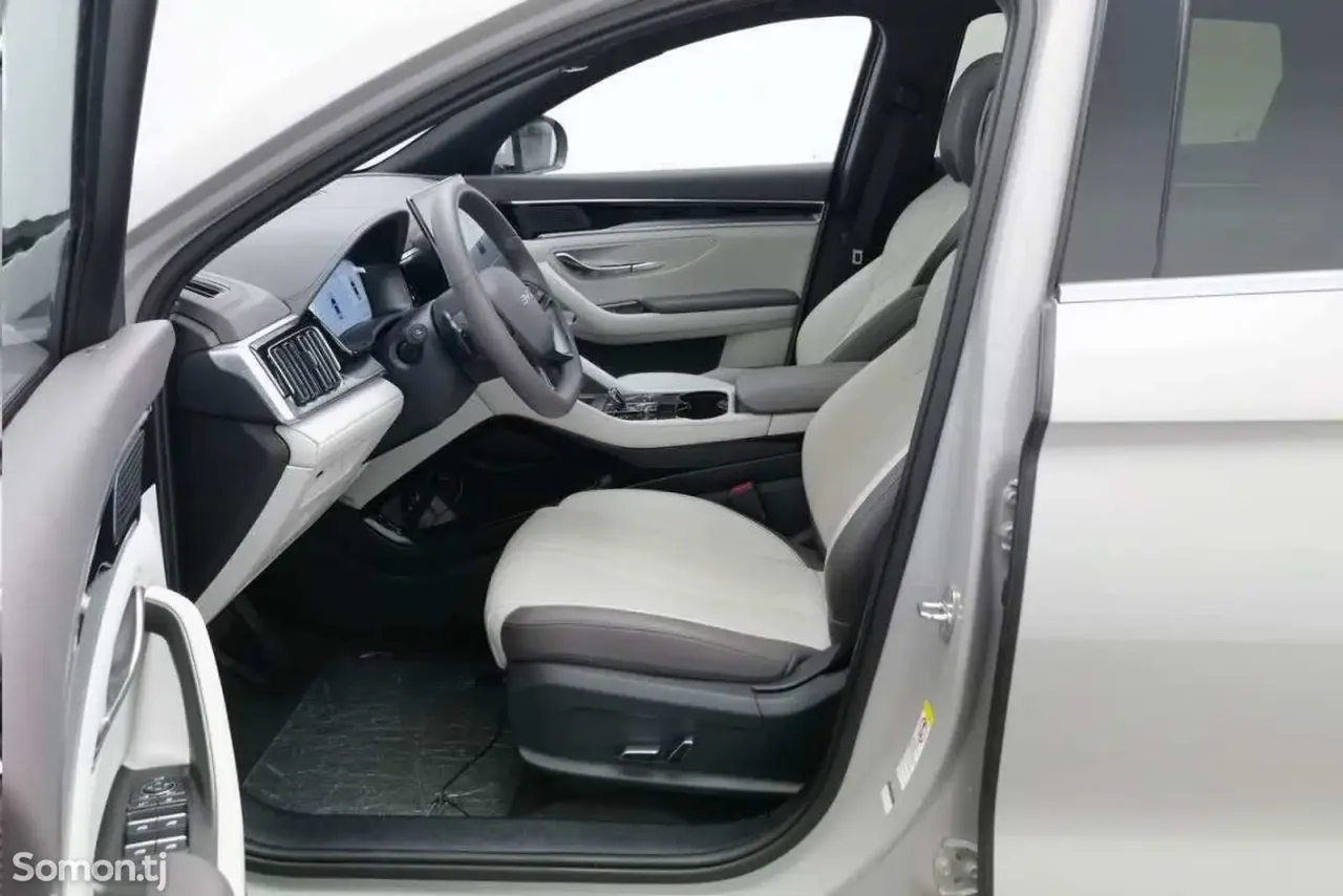 BYD Song Plus 2025 · AT