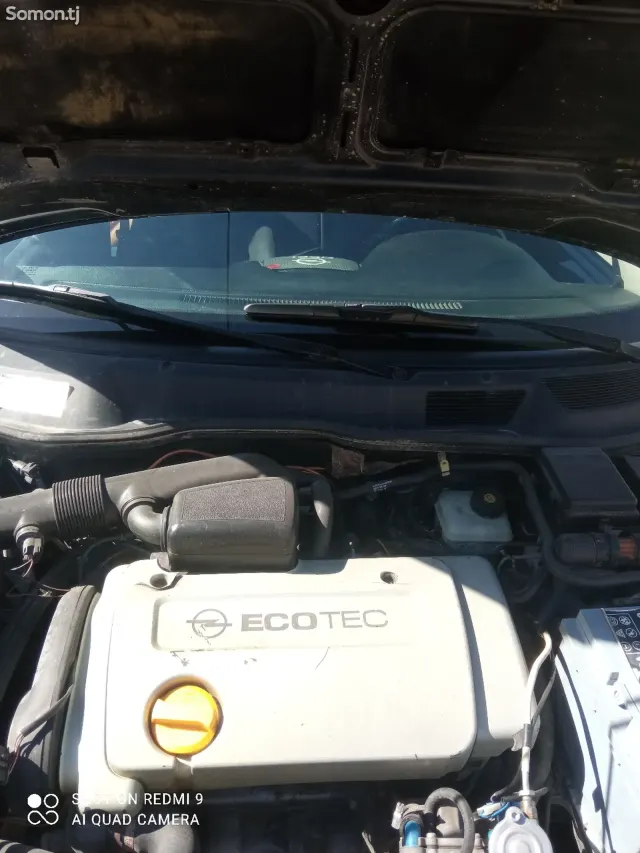 Opel Astra G 2000 · 1.6 MT