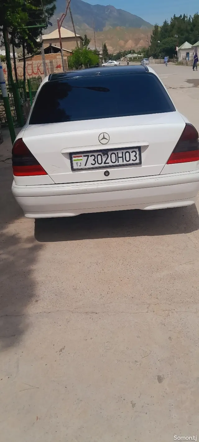 Mercedes-Benz C class 1999 · 1.8 MT