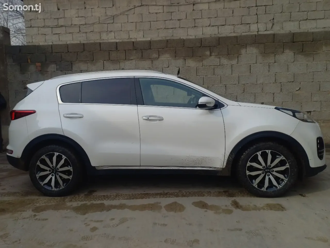 Kia Sportage 2015 · 1.7 AT