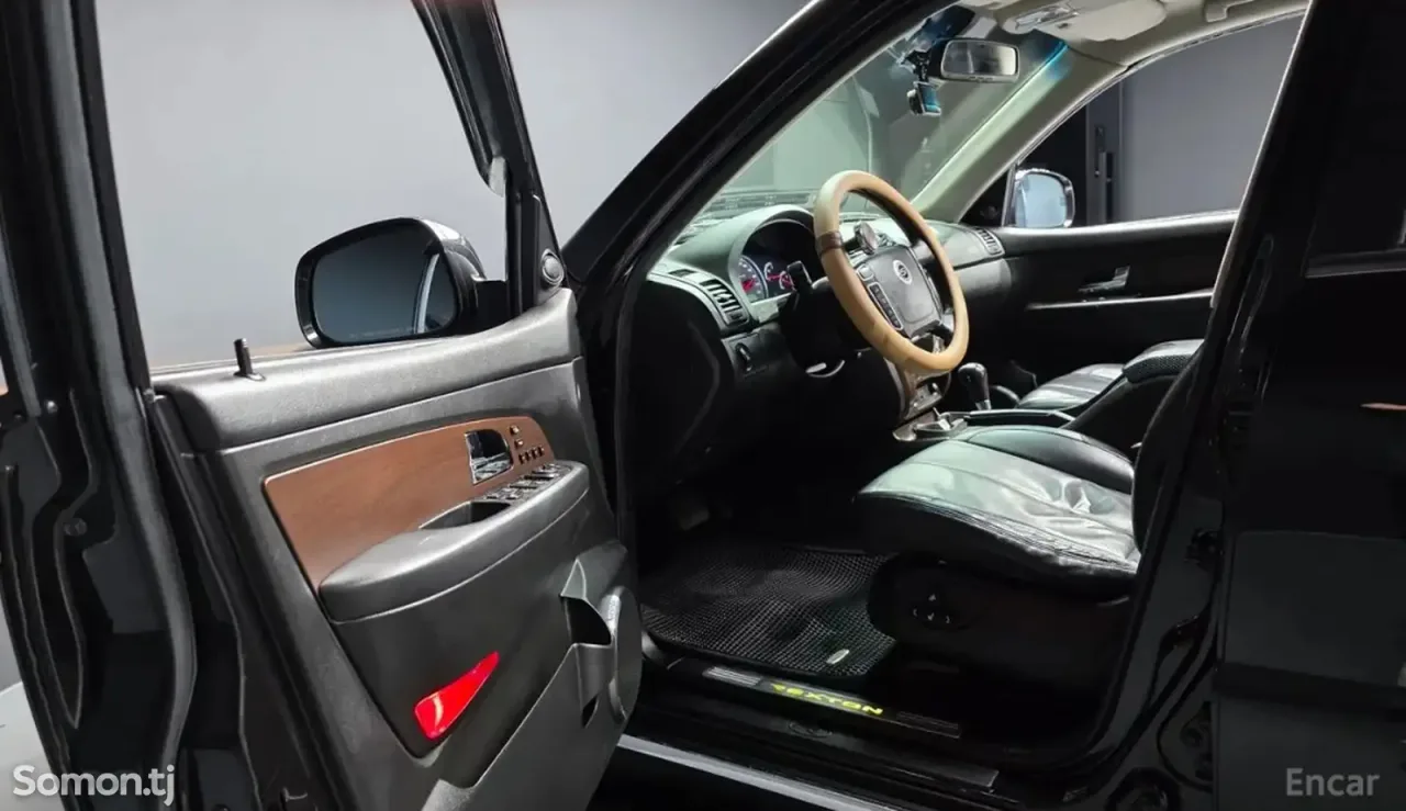 Ssang Yong Rexton 2014 · 2.0 AT