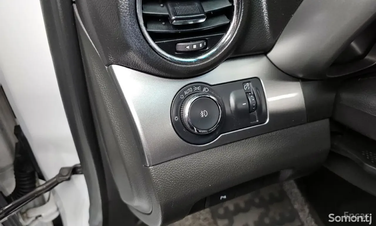 Chevrolet Orlando 2014 · 2.0 AT