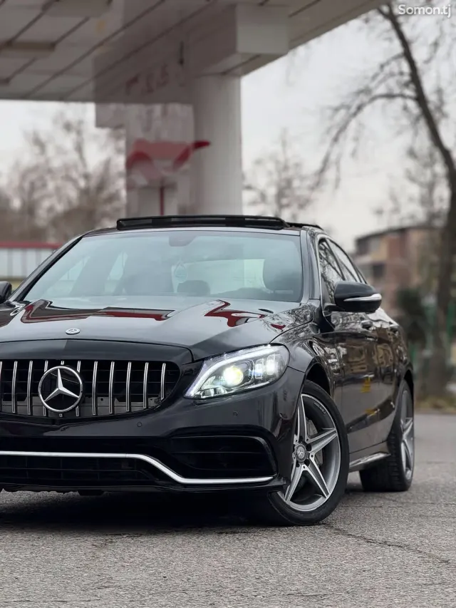 Mercedes-Benz C class 2015 · 2.0 AT