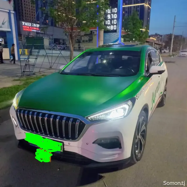 Hongqi E-HS3 2020 · AT