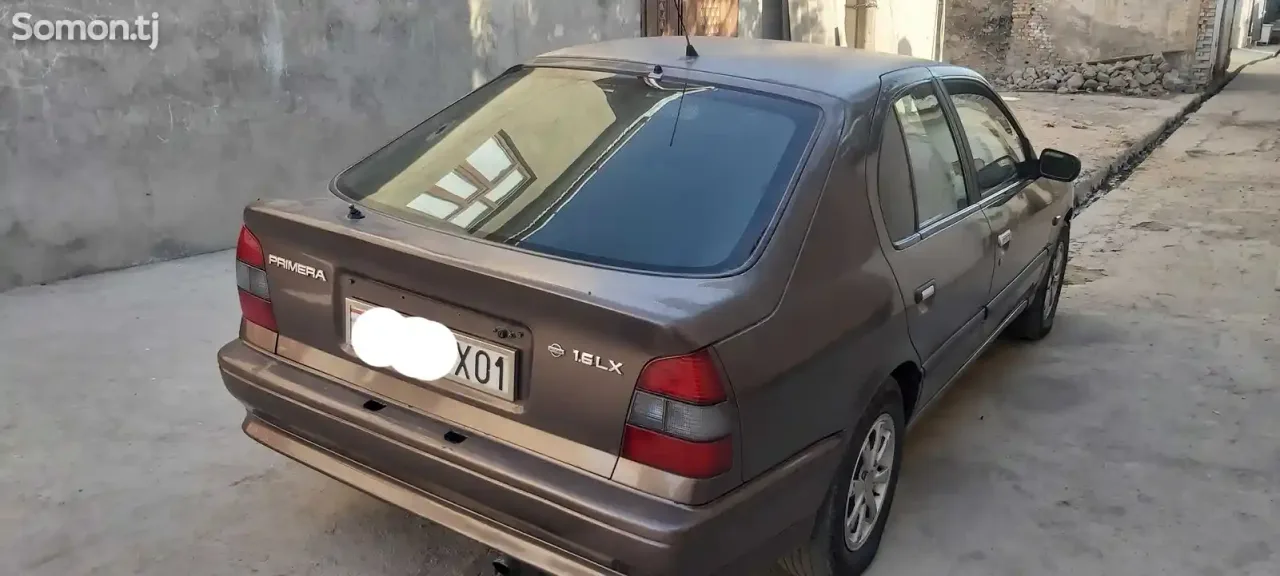 Nissan Primera 1996 · 1.6 MT
