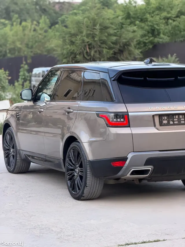 Land Rover Range Rover Sport 2018 · 3.0 AT