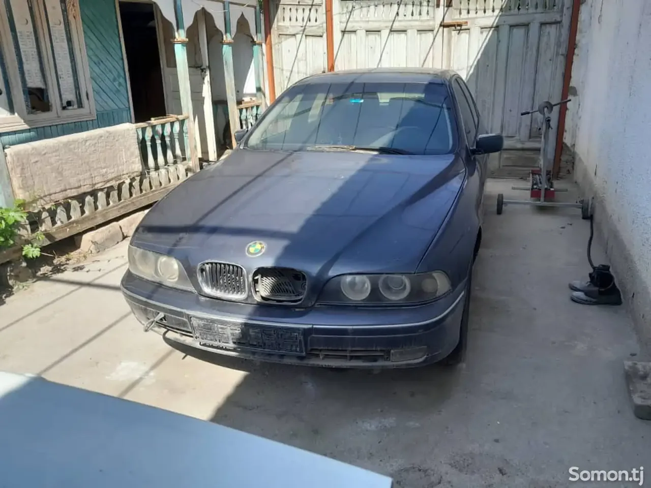 BMW 5 series 1998 · 2.5 AT
