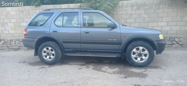Opel Frontera 2000 · 2.0 MT