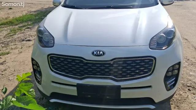 Kia K5 2016 · 1.6 AT