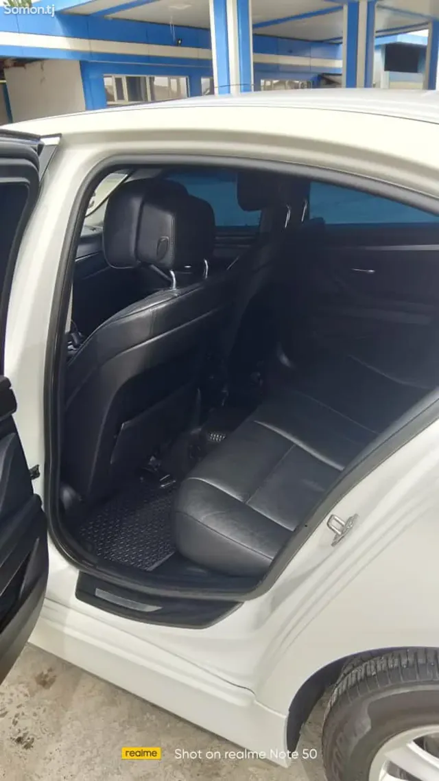BMW 5 series 2014 · 2.0 AT