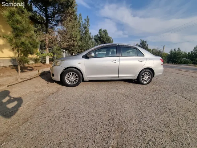 Toyota Belta 2006 · 1.3 AT