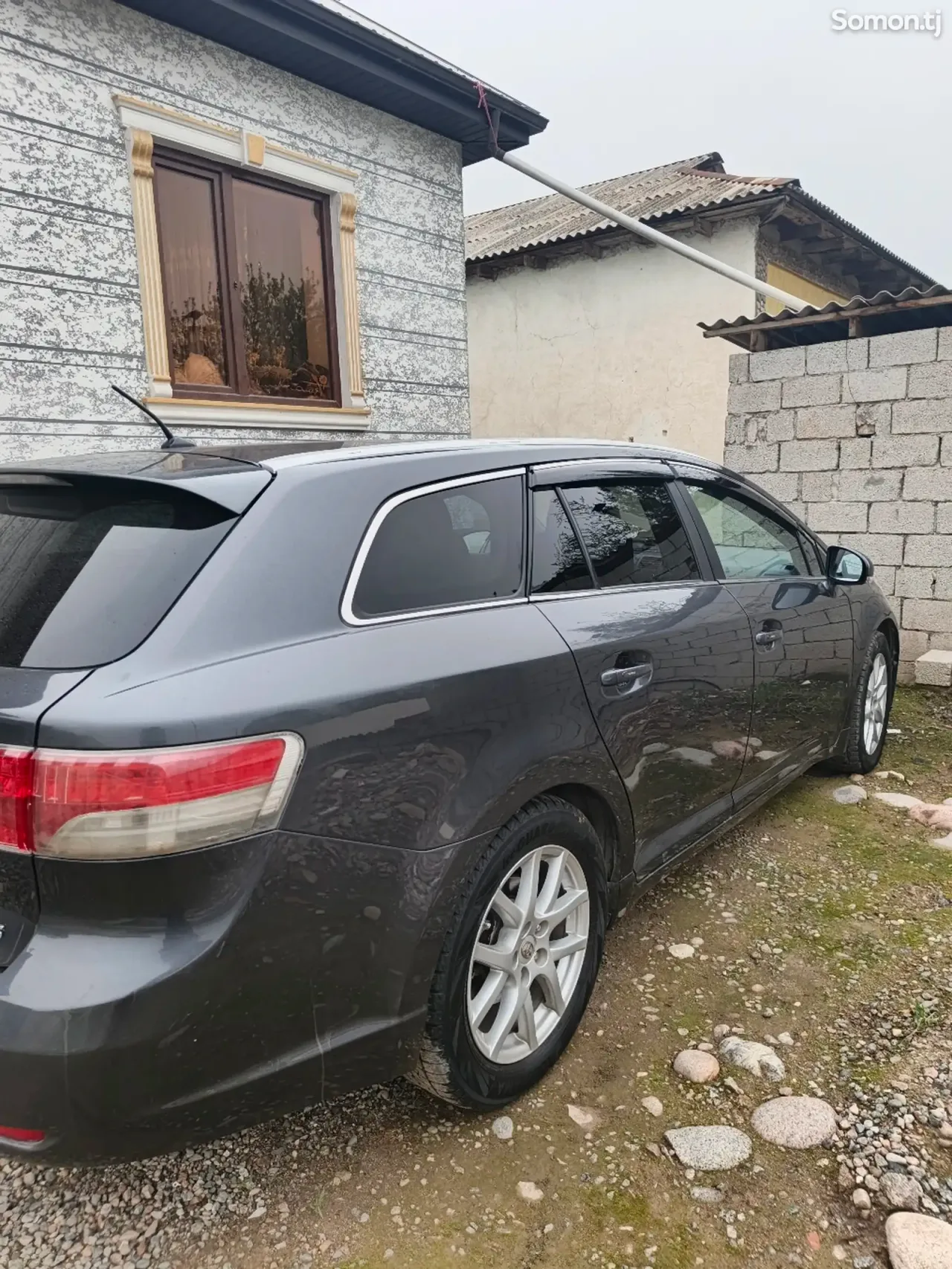Toyota Avensis 2009 · 1.8 AT