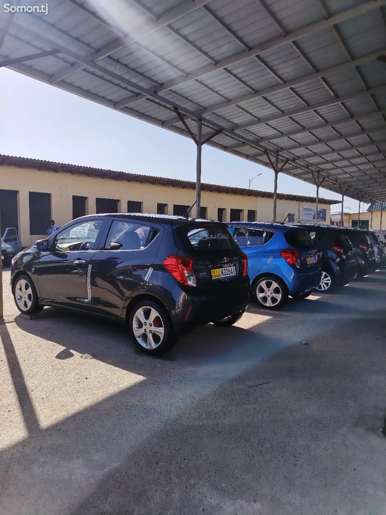 Chevrolet Spark 2015 · 1.0 AT