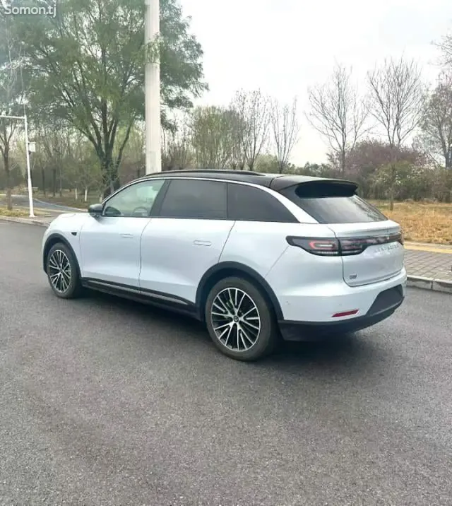 Leapmotor C11 2025 · AT