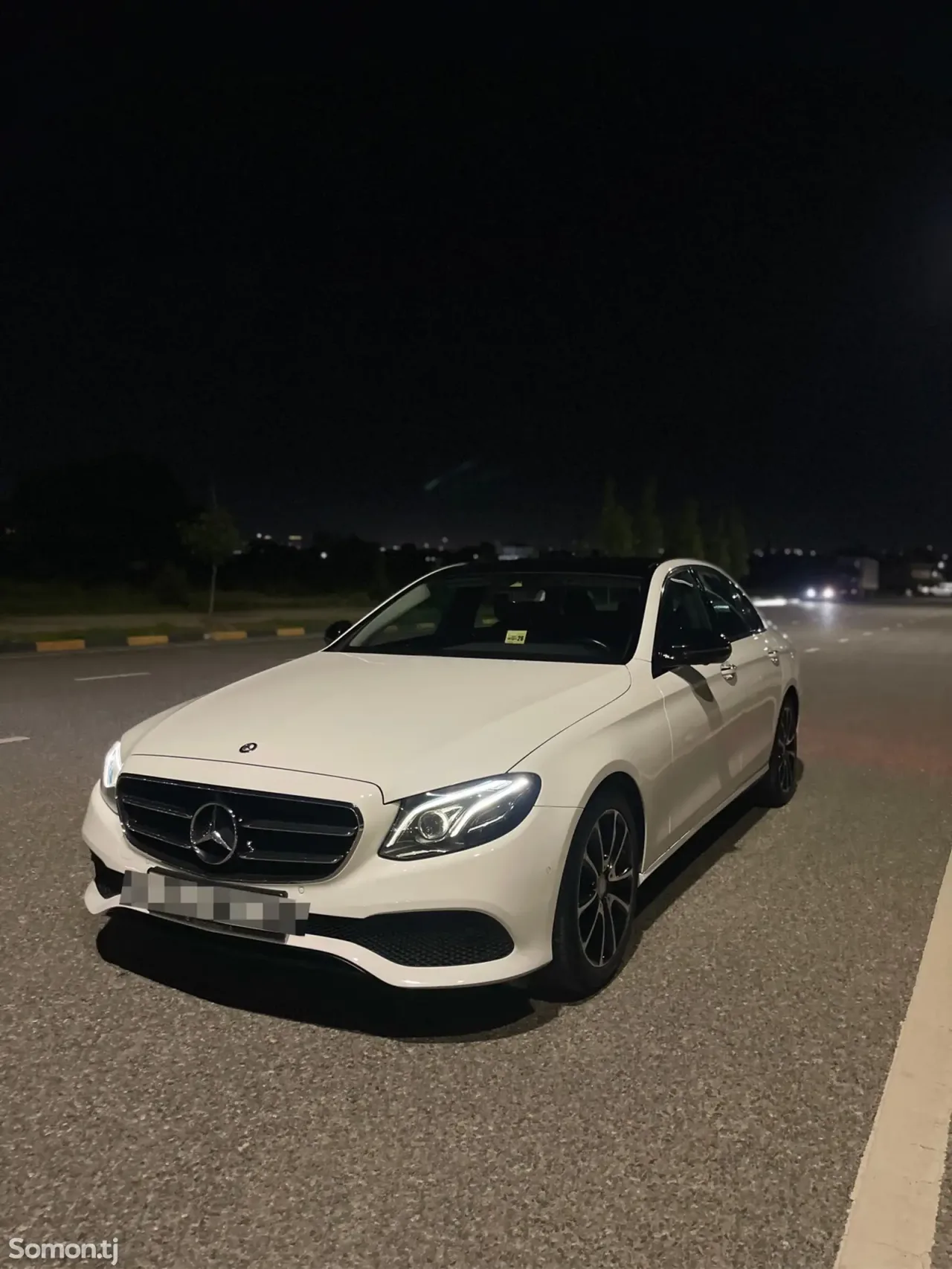 Mercedes-Benz E class 2016 · 2.0 AT