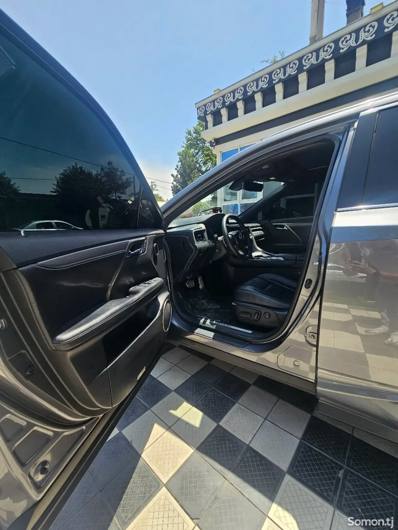 Lexus RX series 2016 · 3.5 AT