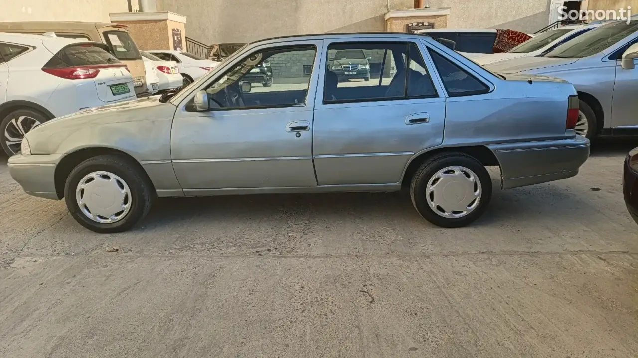 Daewoo Nexia 1996 · 1.6 MT