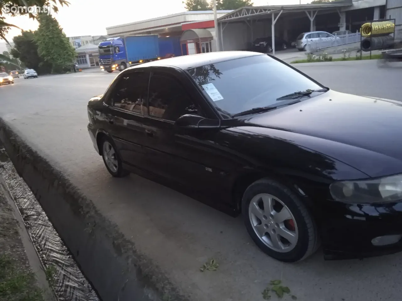 Opel Vectra B 1999 · 1.8 MT