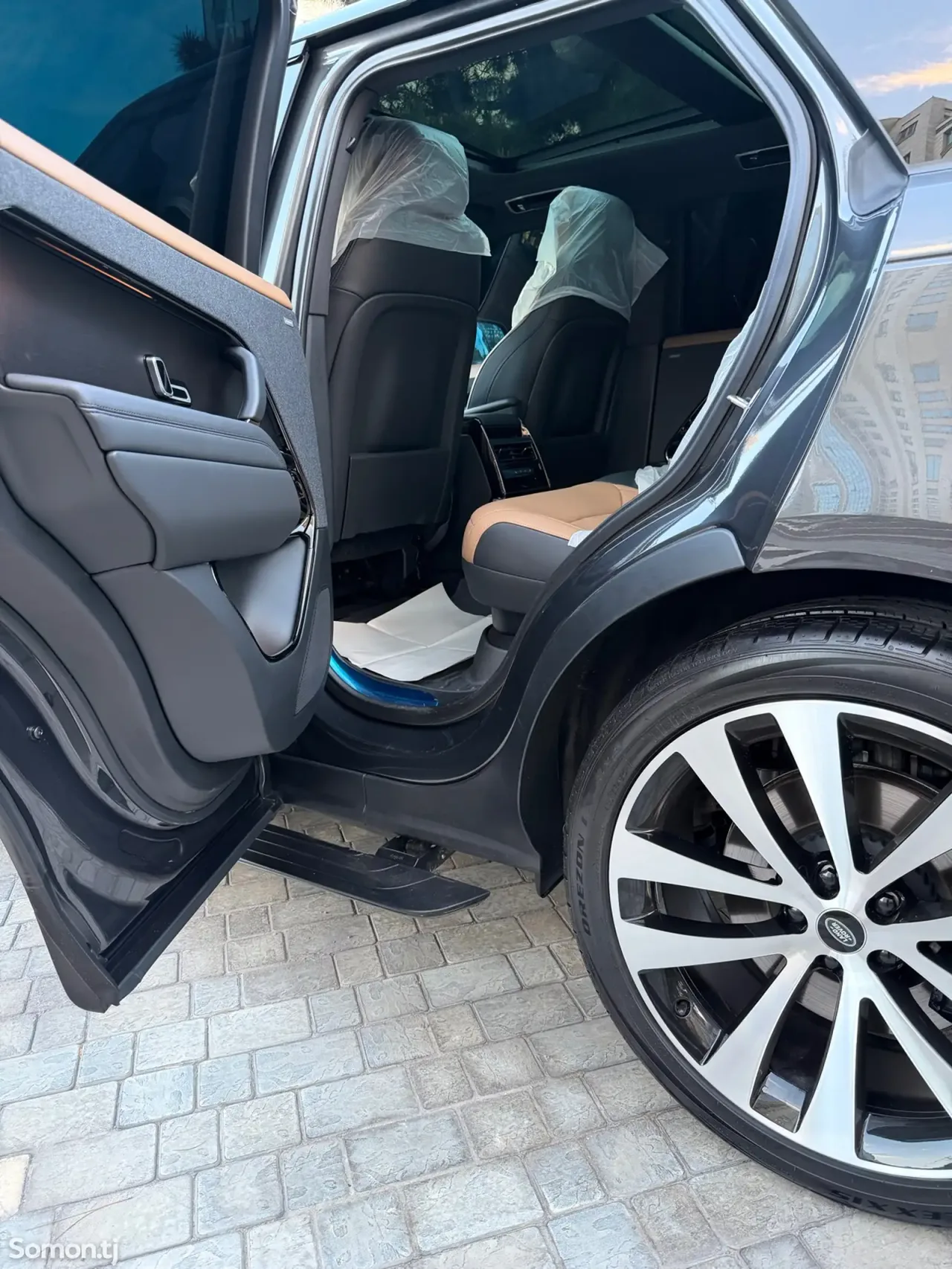 Land Rover Range Rover Sport 2024 · 3.0 AT
