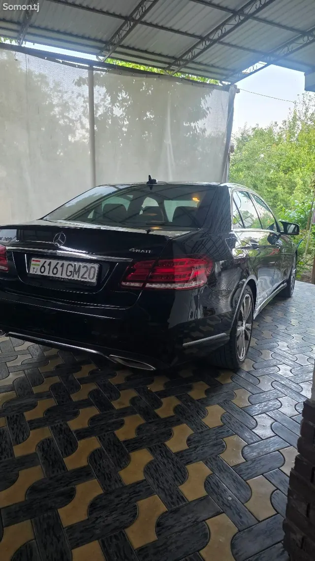 Mercedes-Benz E class 2016 · 3.0 AT