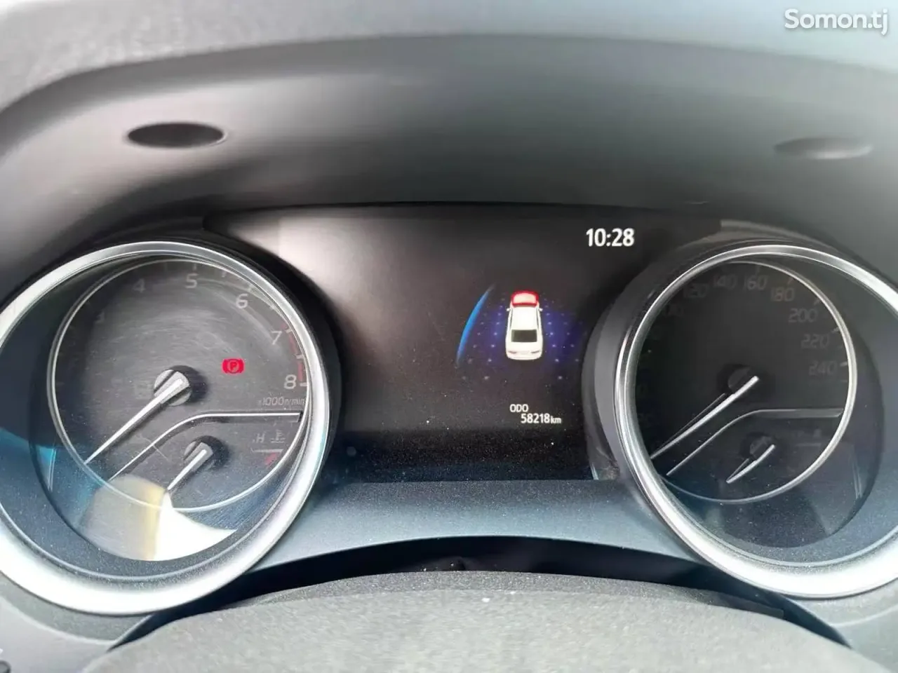 Toyota Camry 2019 · 2.0 AT