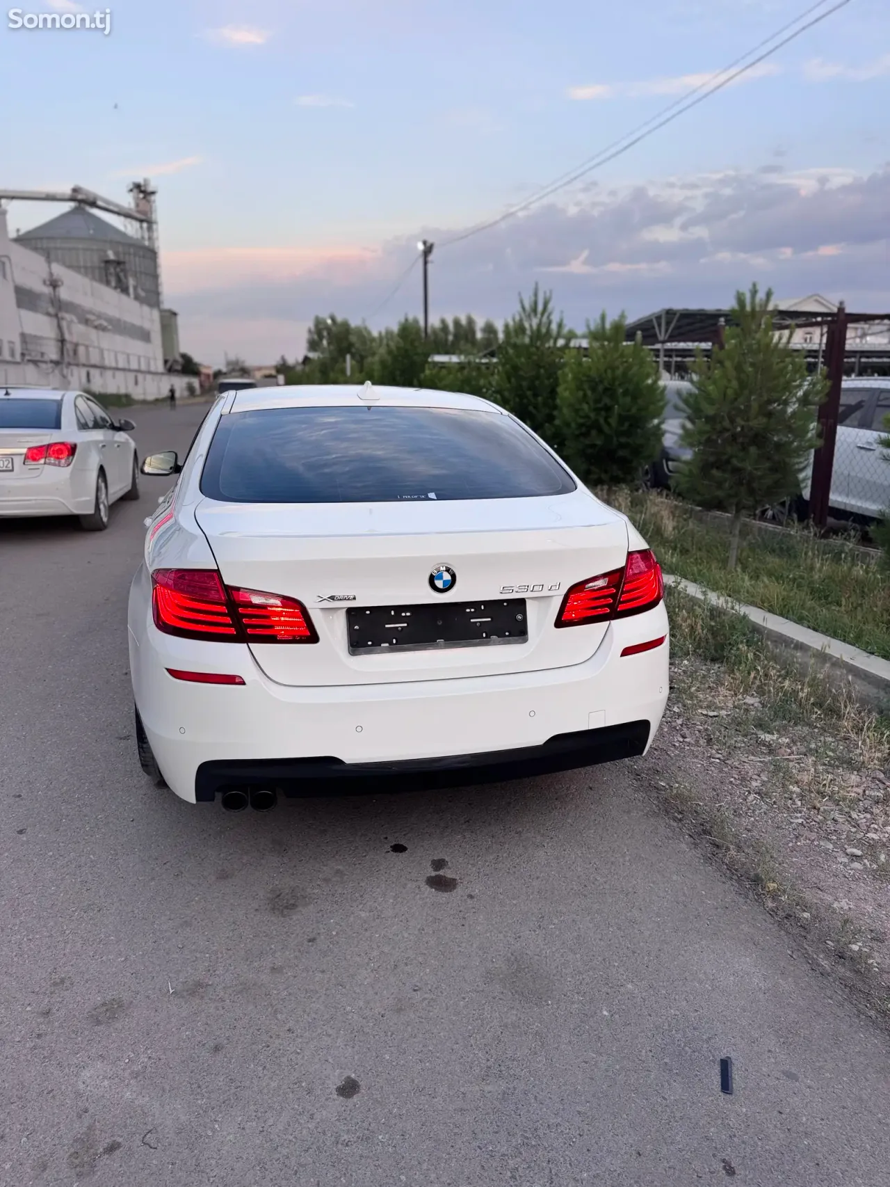 BMW 5 series 2016 · 2.0 AT