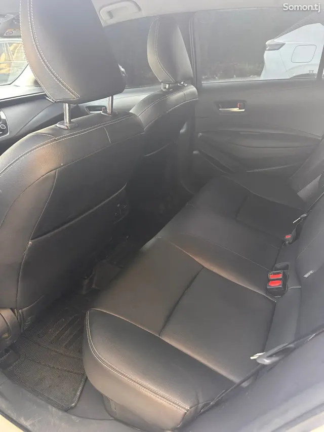 Toyota Corolla 2023 · 1.8 AT