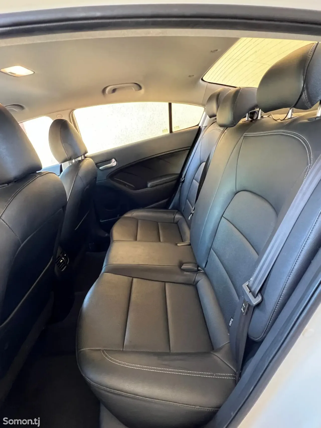 Kia K3 2014 · 1.6 AT