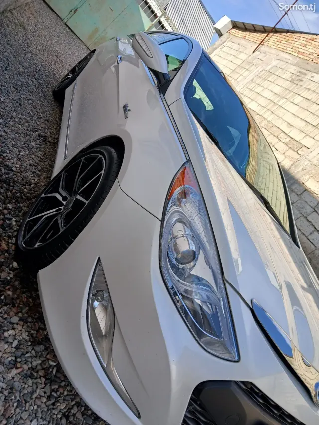 Hyundai Sonata 2014 · 2.4 AT