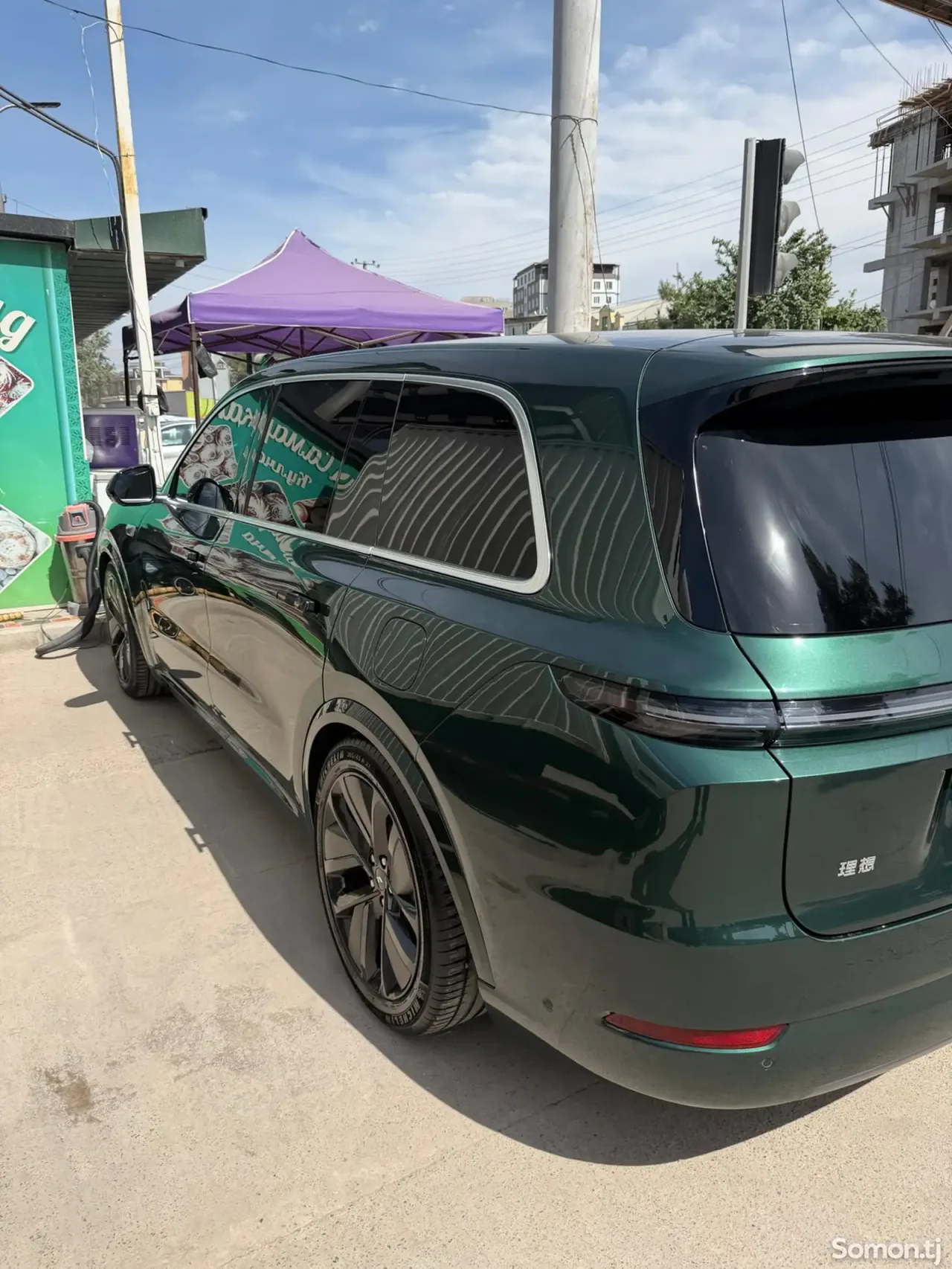 Li Auto (Lixiang) L9 2024 · 1.5 AT