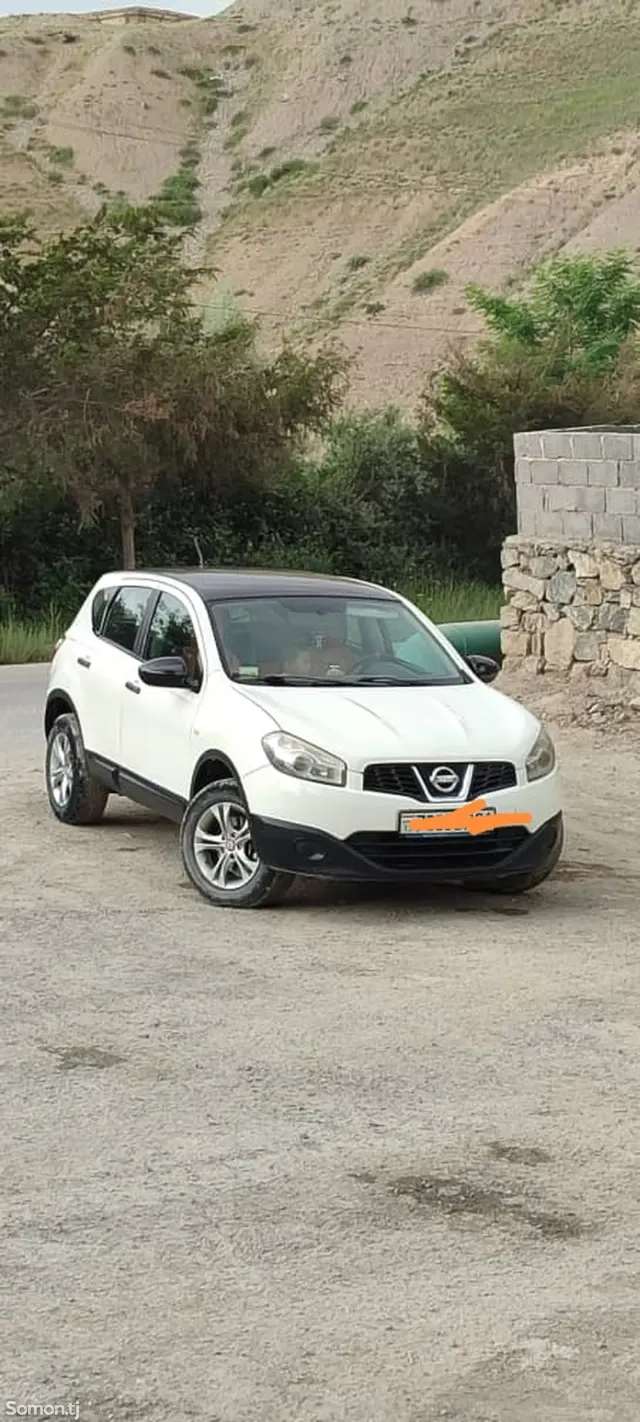 Nissan Qashqai 2011 · 2.0 AT