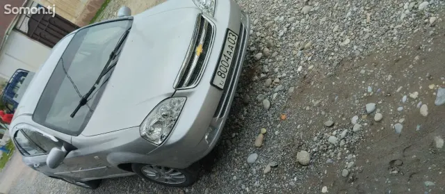 Chevrolet Lacetti 2006 · 1.6 MT