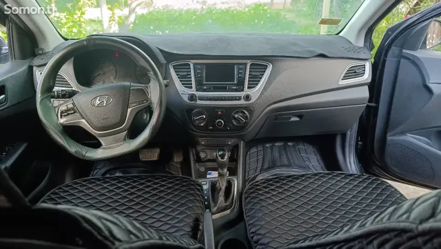 Hyundai Solaris 2020 · 1.6 AT