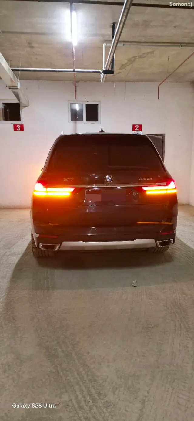 BMW X7 2020 · 3.0 AT