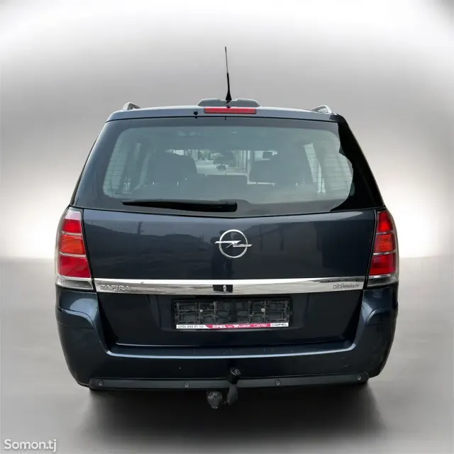 Opel Zafira 2006 · 2.2 AT
