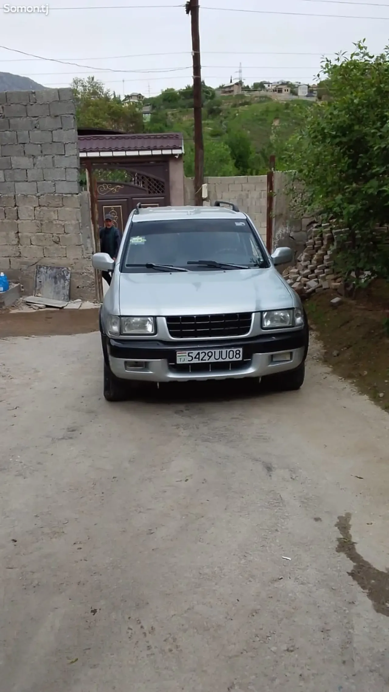 Opel Frontera 2001 · 2.2 MT