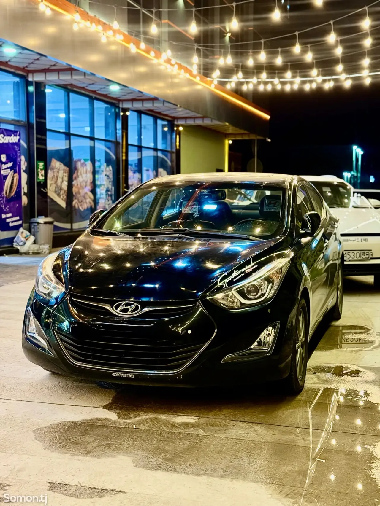 Hyundai Avante 2014 · 1.6 AT