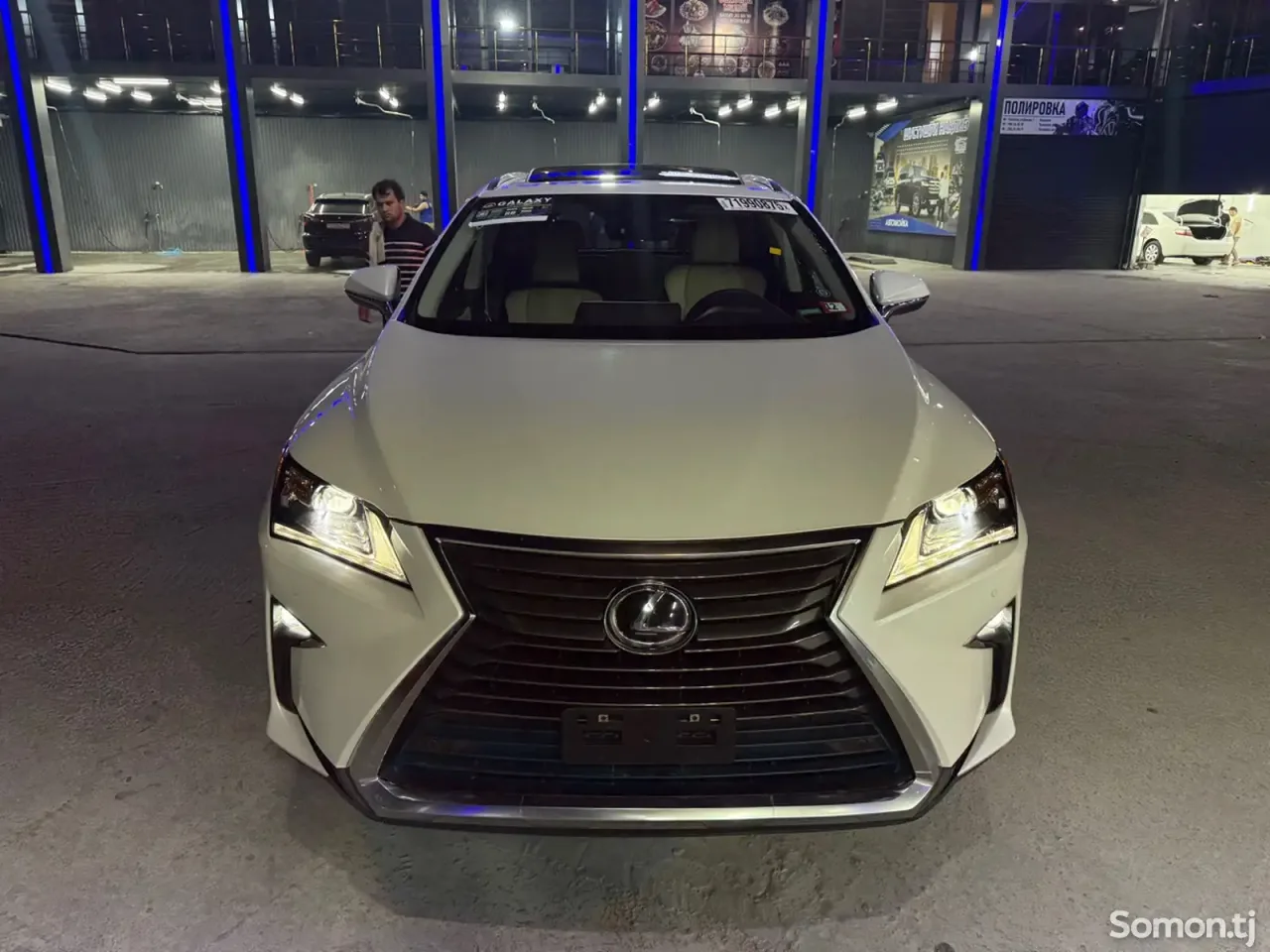 Lexus RX series 2017 · 3.5 AT